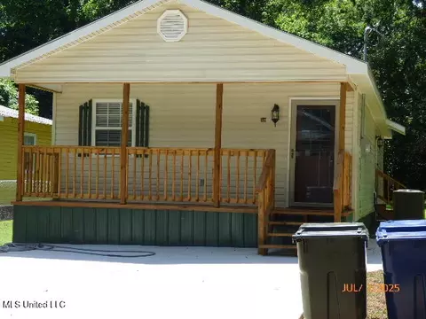 310 Bowman St, Natchez, MS 39120 photo 1