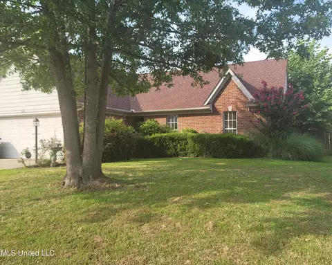6654 Sinclair Dr, Horn Lake, MS 38637