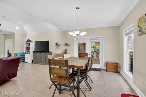 Dining - 9920 Honalo Pl, Diamondhead, MS 39525 photo 1 of 2