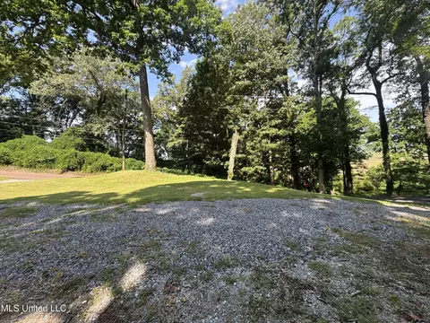 Exterior - 2570 Pine Dr, Hernando, MS 38632 photo 12 of 14