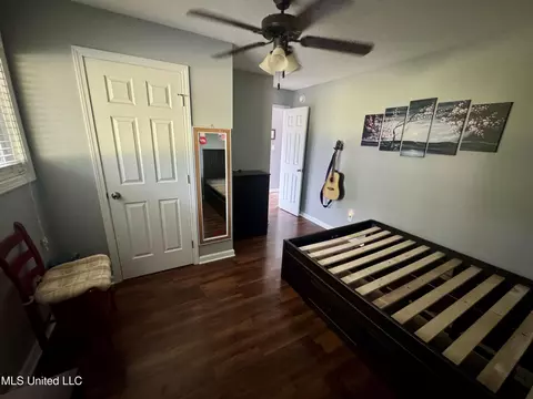 Bedroom - 2570 Pine Dr, Hernando, MS 38632 photo 1 of 4