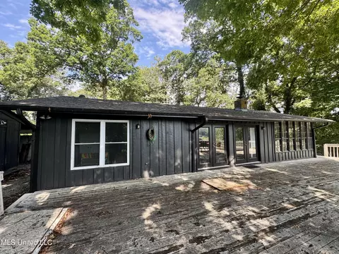 Exterior - 2570 Pine Dr, Hernando, MS 38632 photo 11 of 14