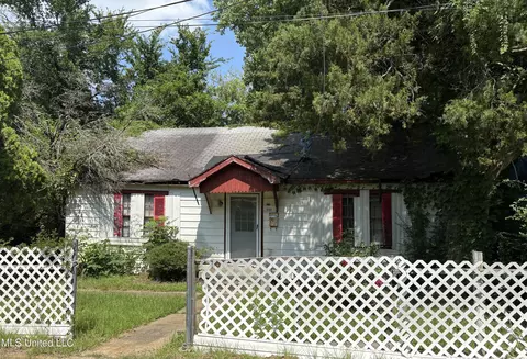 3132 James Hill St, Jackson, MS 39213