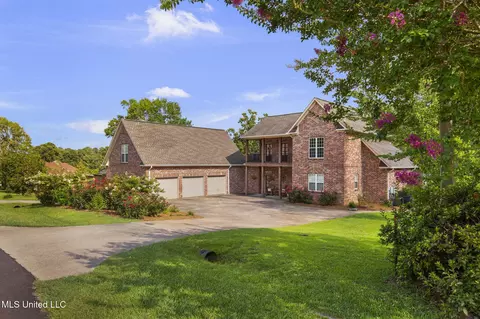 124 Poplar Ridge Dr, Brandon, MS 39047