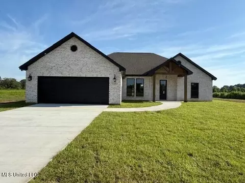 28 Brody Ln, Carriere, MS 39426