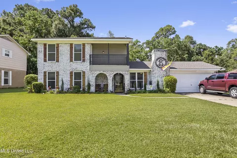 2507 Northridge Dr, Gautier, MS 39553