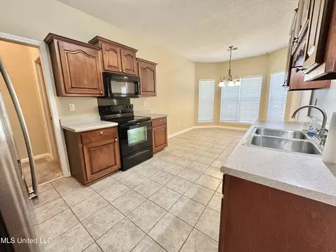 211 Fairway Trace Dr, Hernando, MS 38632 photo 22