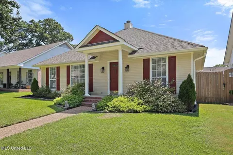 Exterior - 1028 Bridgeport Dr, Madison, MS 39110 photo 2 of 4