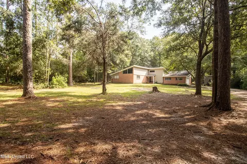 6113 Juniper Dr, Vancleave, MS 39565 photo 3
