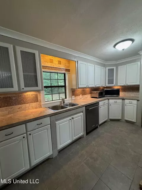 1415 Winchester St, Jackson, MS 39211 photo 18