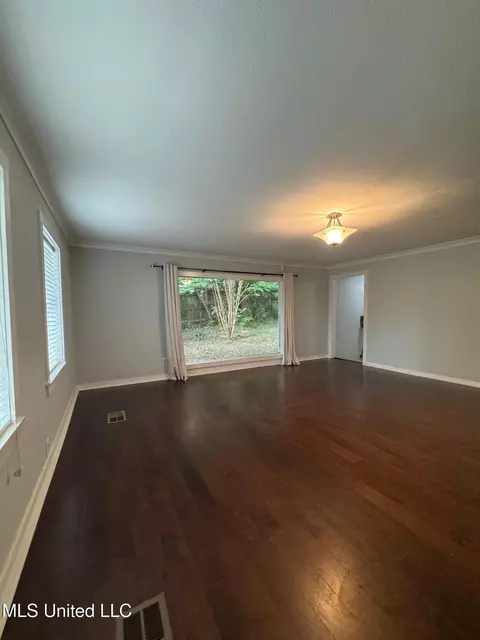 1415 Winchester St, Jackson, MS 39211 photo 11