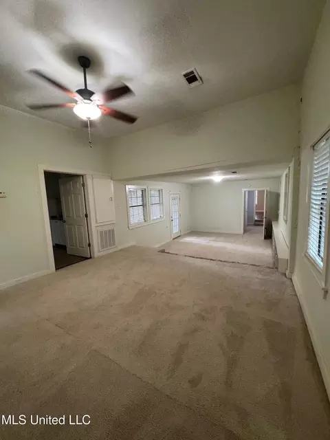 1415 Winchester St, Jackson, MS 39211 photo 34