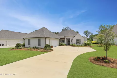 124 Colony Pl, Madison, MS 39110 photo 2