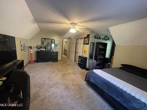 Bedroom - 1680 Cedar Bend Rd, Hernando, MS 38632 photo 2 of 11