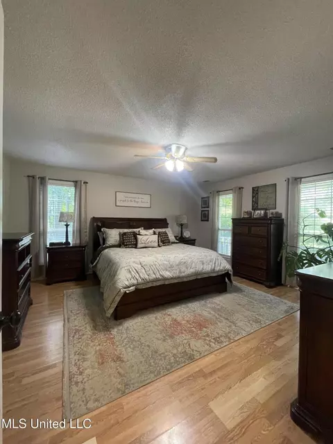 Bedroom - 1680 Cedar Bend Rd, Hernando, MS 38632 photo 7 of 11