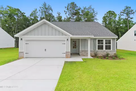 9634 W Oaklawn Rd, Biloxi, MS 39532