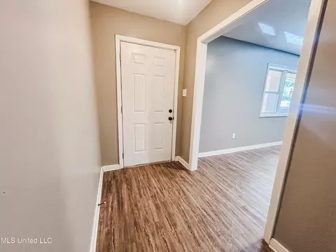 168 W Main St, Florence, MS 39073 photo 6