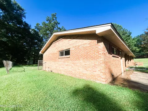 168 W Main St, Florence, MS 39073 photo 5