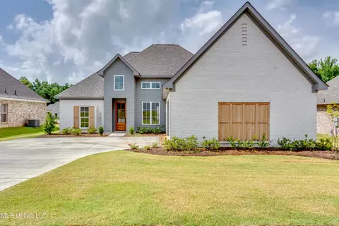 121 Ashby Ridge Dr, Canton, MS 39046