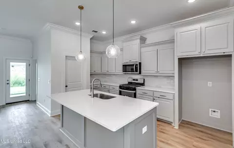 Kitchen - 400 Butternut Dr, Canton, MS 39046 photo 1 of 6