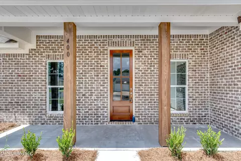 Exterior - 400 Butternut Dr, Canton, MS 39046 photo 3 of 8