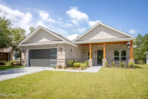 3615 Pine Neddle Cir, Gautier, MS 39553