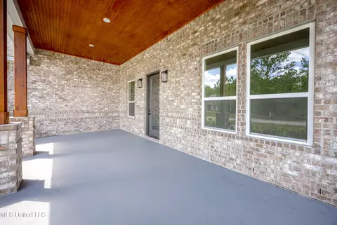 3615 Pine Neddle Cir, Gautier, MS 39553 photo 6