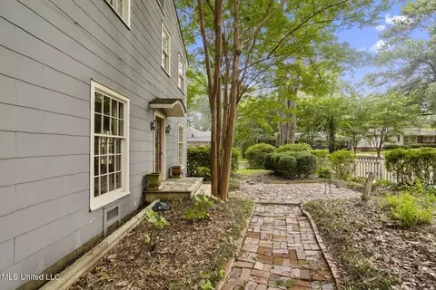 1616 Linden Pl, Jackson, MS 39202 photo 9