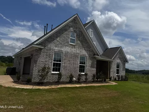 13588 Birch Bnd, Olive Branch, MS 38654