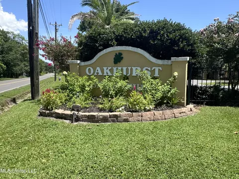 3310 Washington Ave, Pascagoula, MS 39581