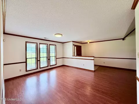 155 W Foxwood Circle Cir, Hernando, MS 38632 photo 8