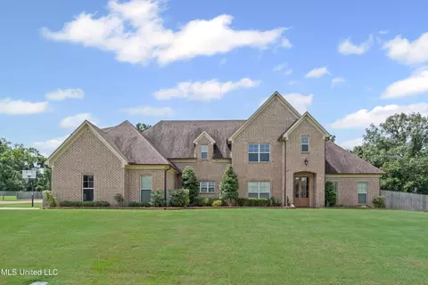 8691 Dehart Dr, Olive Branch, MS 38654