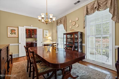 Dining - 193 E Crockett Loop, Hernando, MS 38632 photo 1 of 2