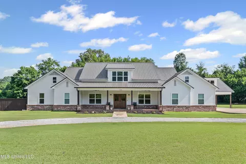 7100 County Line Rd, Coldwater, MS 38618