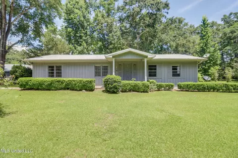 24 Sadie Lee Rd, Perkinston, MS 39573