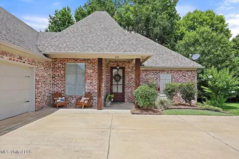 Exterior - 218 Falls Xing, Madison, MS 39110 photo 2 of 8