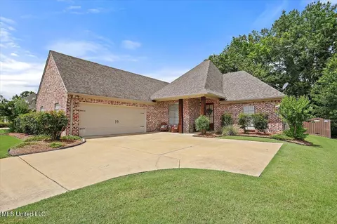 Exterior - 218 Falls Xing, Madison, MS 39110 photo 3 of 8