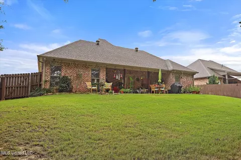 Exterior - 218 Falls Xing, Madison, MS 39110 photo 6 of 8
