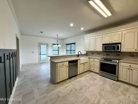 105 Copper Ridge Ln, Florence, MS 39073 photo 13