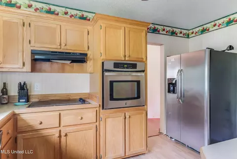 Kitchen - 1425 E Mchenry Rd, Perkinston, MS 39573 photo 2 of 3