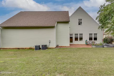 Exterior - 200 Arbor Trl, Brandon, MS 39047 photo 12 of 20