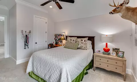 Bedroom - 200 Arbor Trl, Brandon, MS 39047 photo 18 of 19