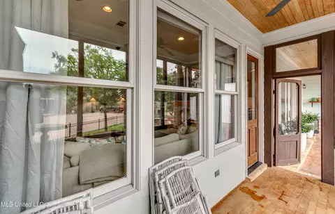 Exterior - 200 Arbor Trl, Brandon, MS 39047 photo 13 of 20