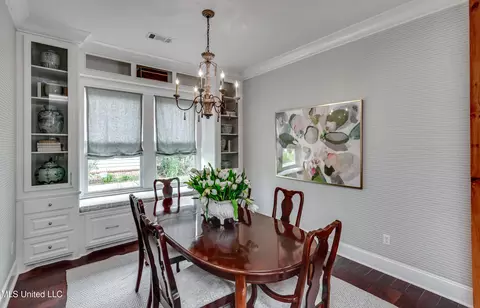 Dining - 200 Arbor Trl, Brandon, MS 39047 photo 2 of 3