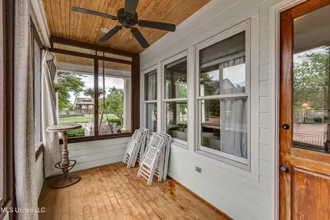 Exterior - 200 Arbor Trl, Brandon, MS 39047 photo 15 of 20