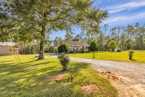 Exterior - 3287 Lloyd Eubanks Rd, Lucedale, MS 39452 photo 3 of 12