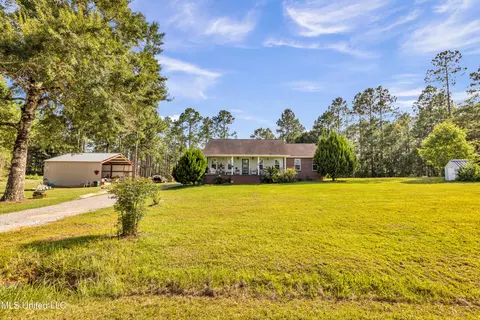 3287 Lloyd Eubanks Rd, Lucedale, MS 39452