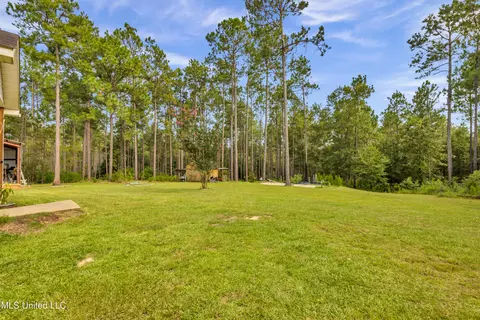 Exterior - 3287 Lloyd Eubanks Rd, Lucedale, MS 39452 photo 9 of 12