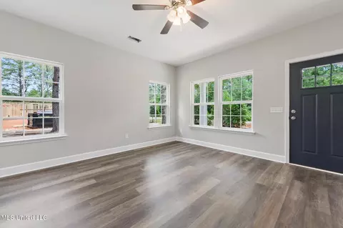 Living - 124 Readys Dr, Lucedale, MS 39452 photo 1 of 3