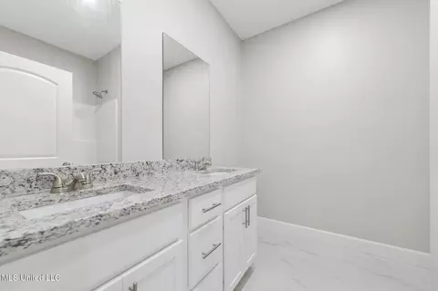 Bath - 124 Readys Dr, Lucedale, MS 39452 photo 1 of 3